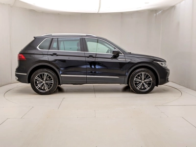 Volkswagen Tiguan - U1283383 