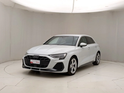 Audi Audi - U1282685 