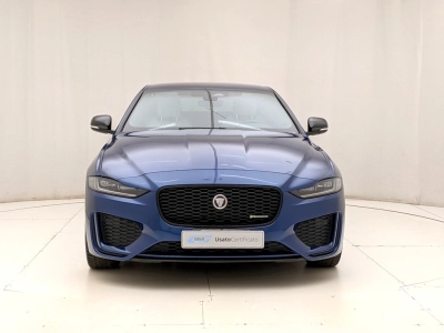 Jaguar XE - U1283553 