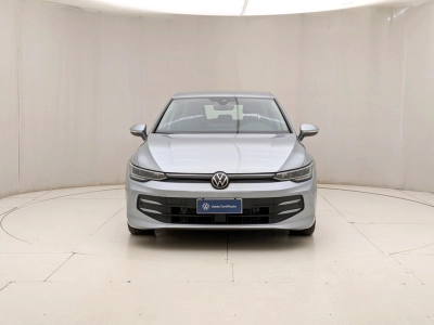 Volkswagen Golf - U1284676 