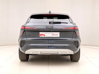 Audi Q3 - U1284219 
