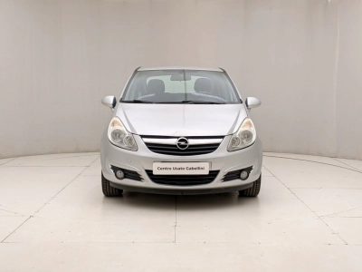 Opel Corsa - U1282678 