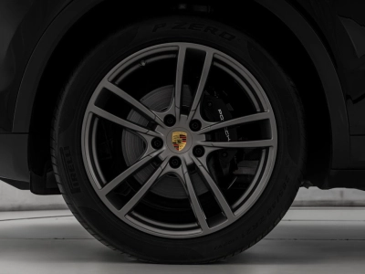 Porsche Cayenne - U1279512 