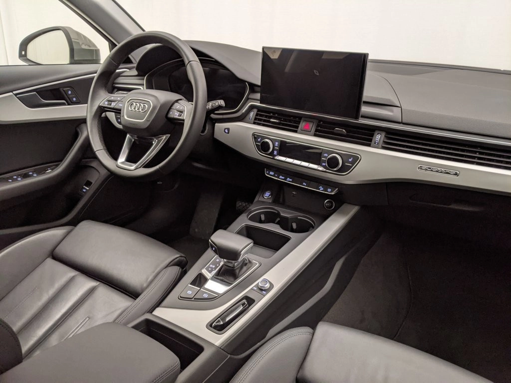 img-2 Audi A4 Audi U1280396