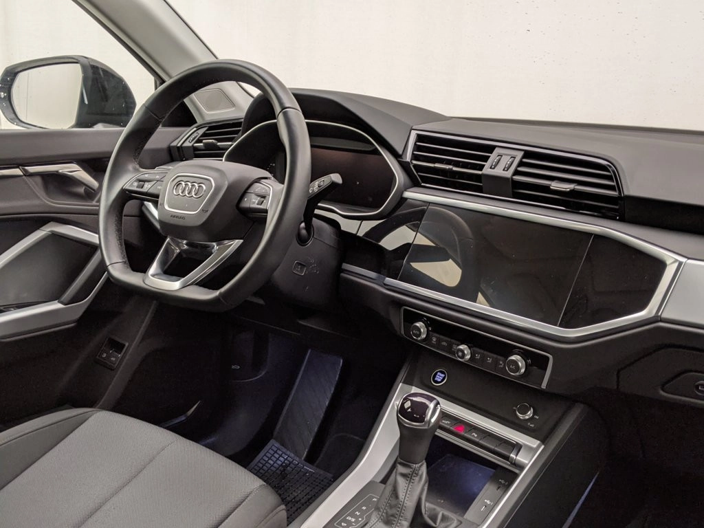 img-2 Audi Q3 Audi N1242285