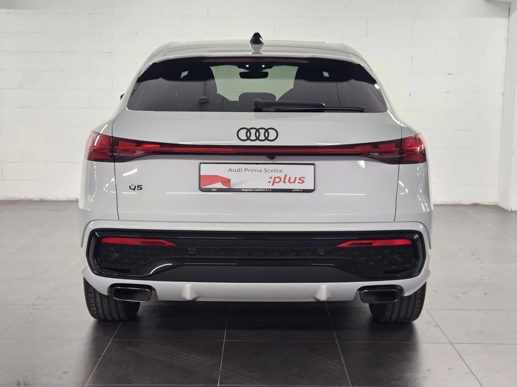 img-4 Audi Q5 Audi U1283226