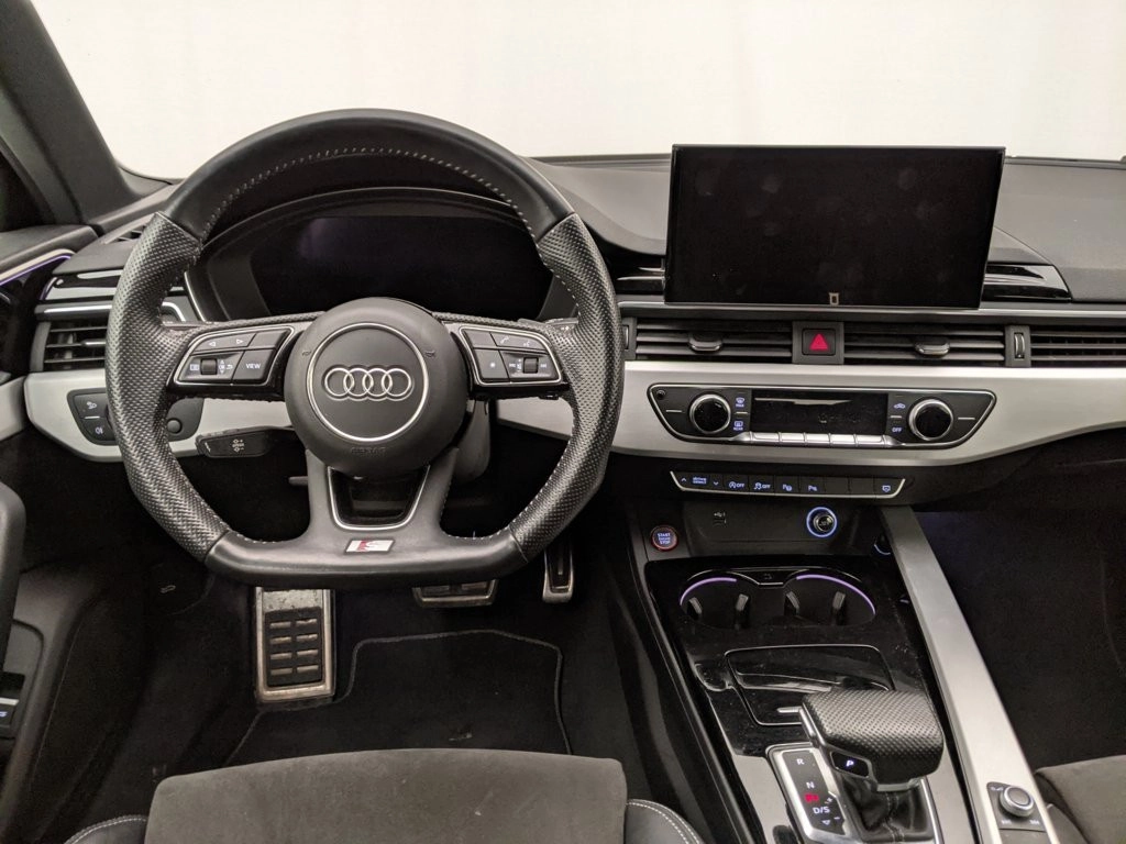 img-3 Audi A4 Audi U1278968