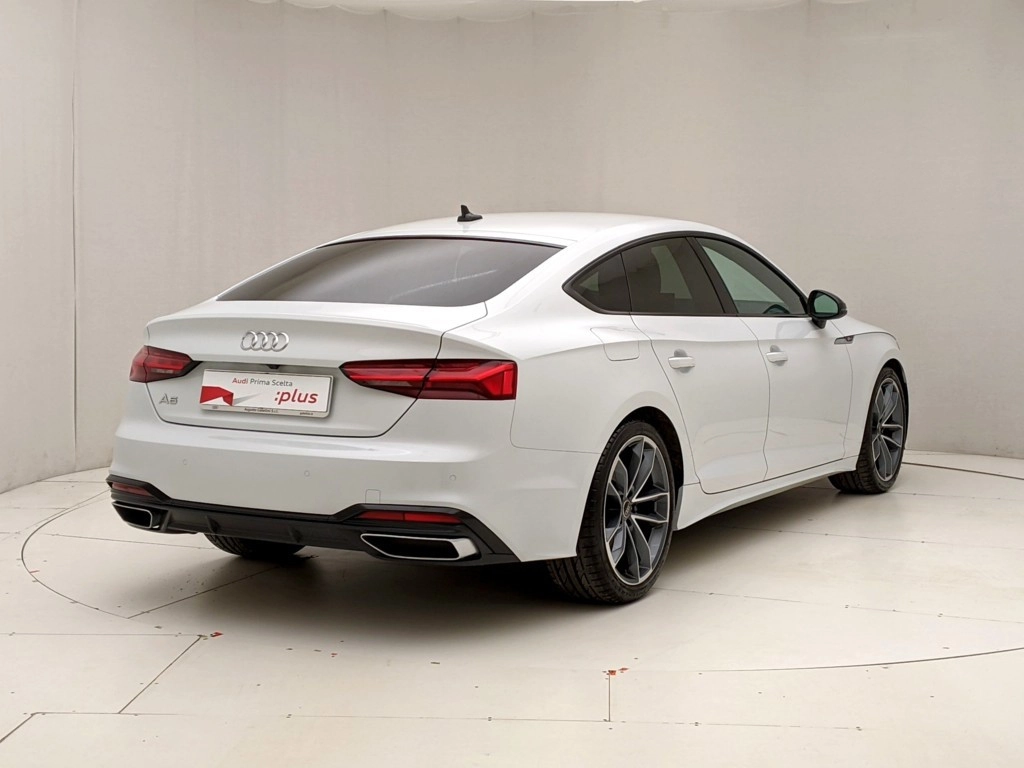 img-1 Audi A5 Audi U1281355