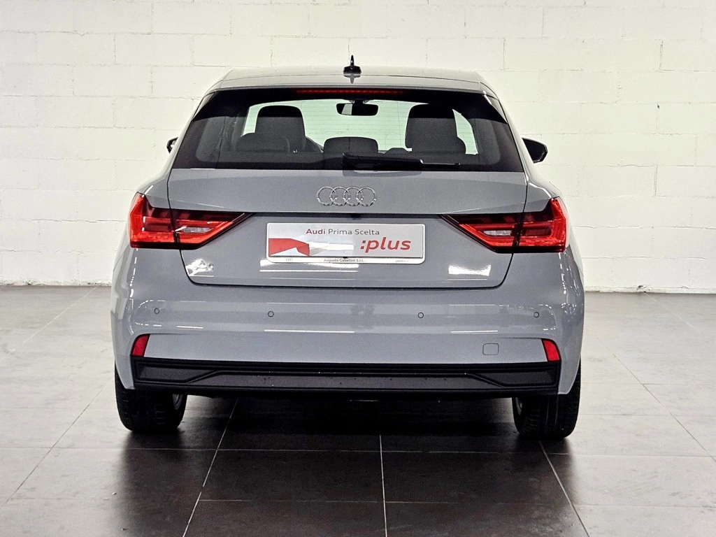 img-4 Audi A1 Audi N1246712