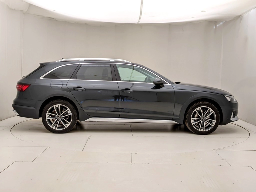 img-2 Audi A4 Audi U1283136