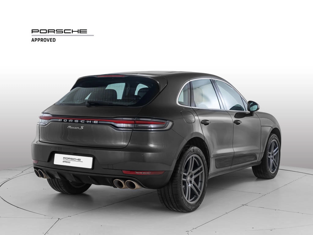 img-2 Porsche Macan Porsche U1282516