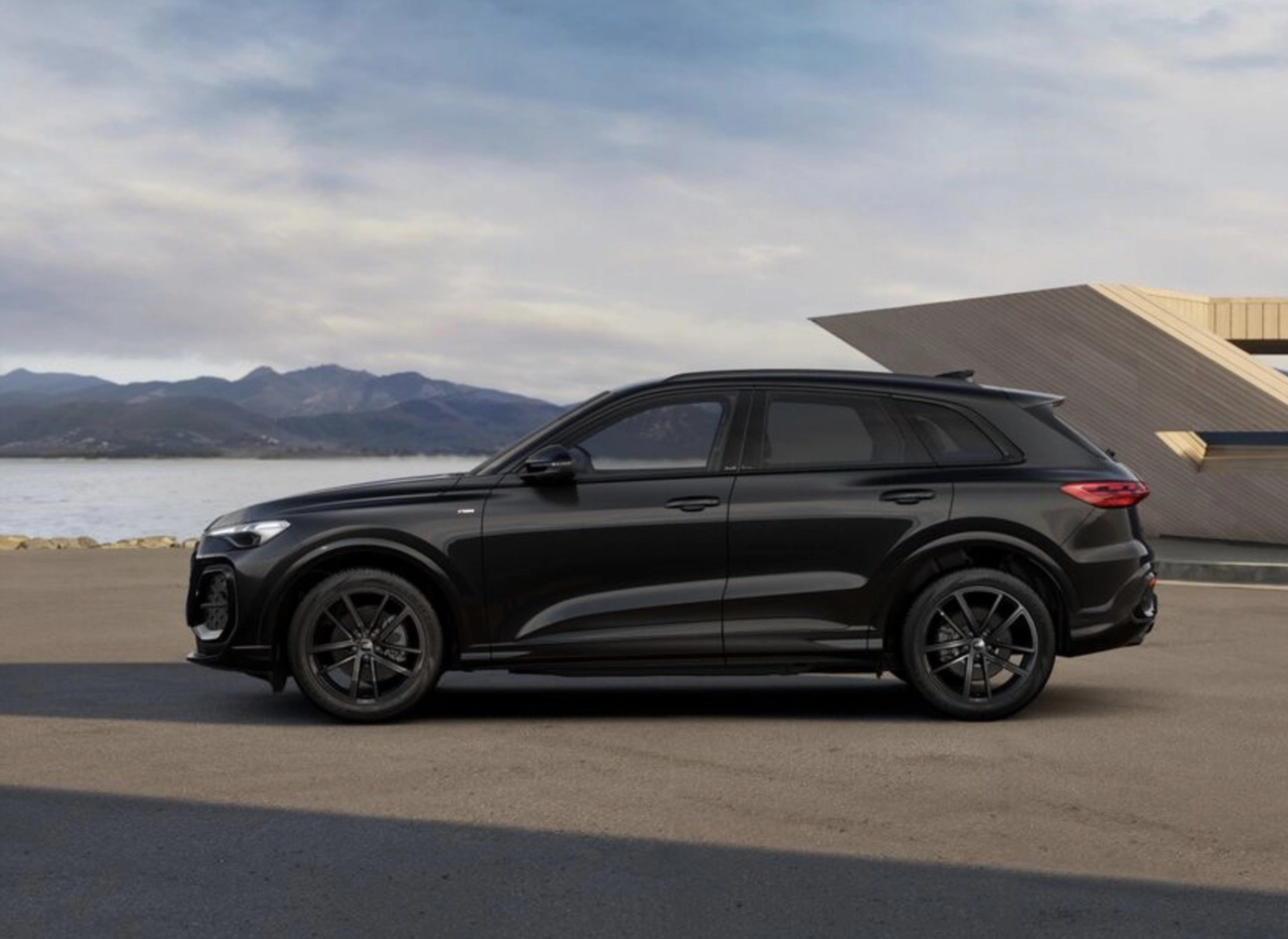 img-3 Audi Q5 Audi N1246037