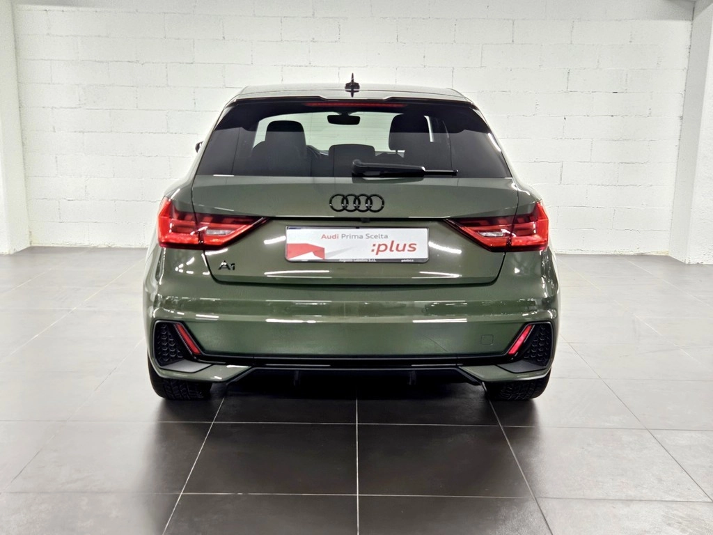 img-4 Audi A1 Audi N1244534