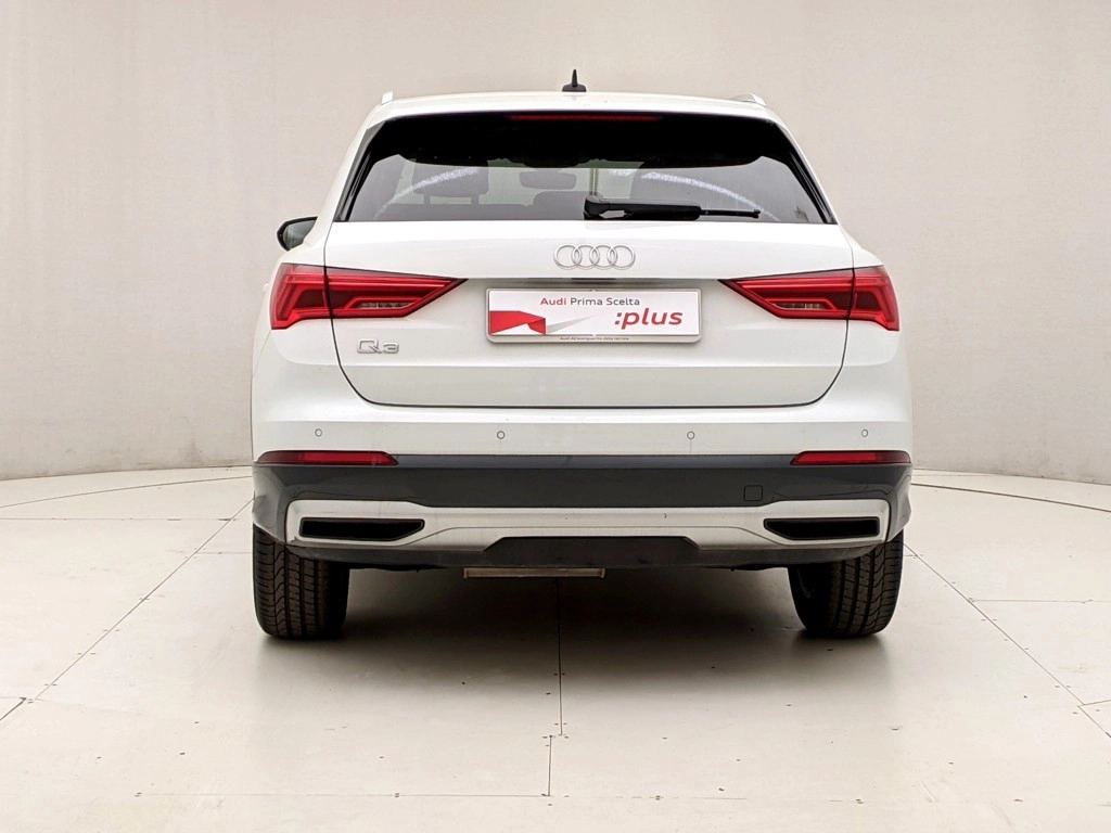 img-4 Audi Q3 Audi U1282682
