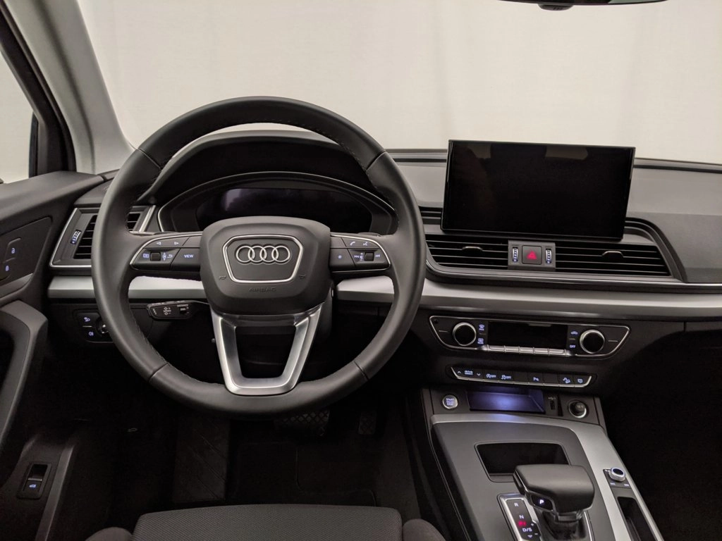 img-3 Audi Q5 Audi U1280083