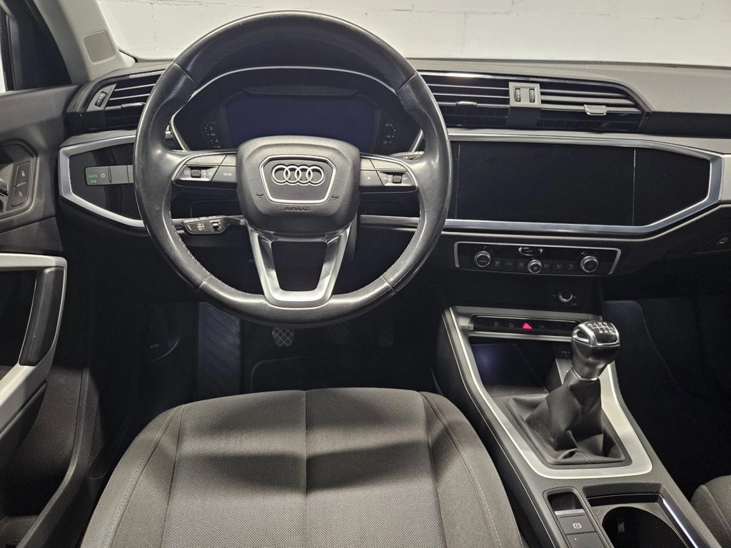 img-3 Audi Q3 Audi U1281946