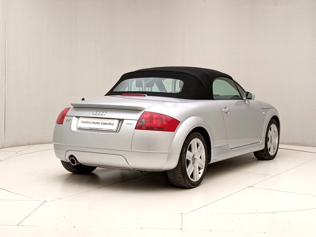 img-3 Audi TT Audi U1283016