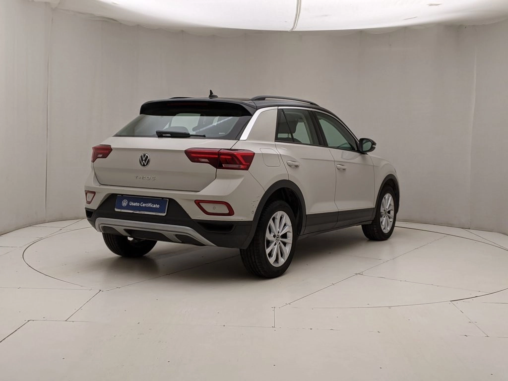 img-3 Volkswagen T-Roc Volkswagen U1283283