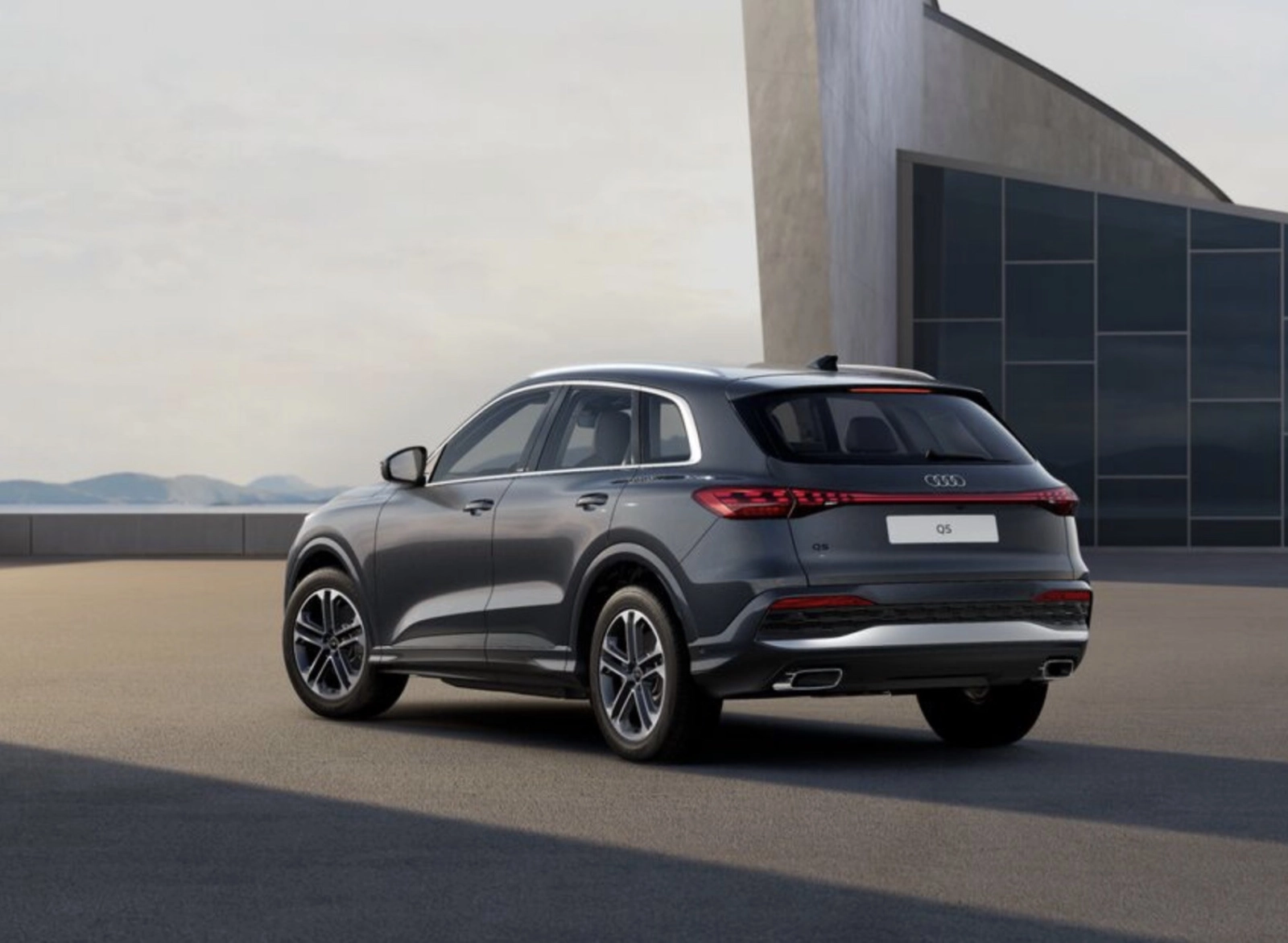 img-2 Audi Q5 Audi N1245949