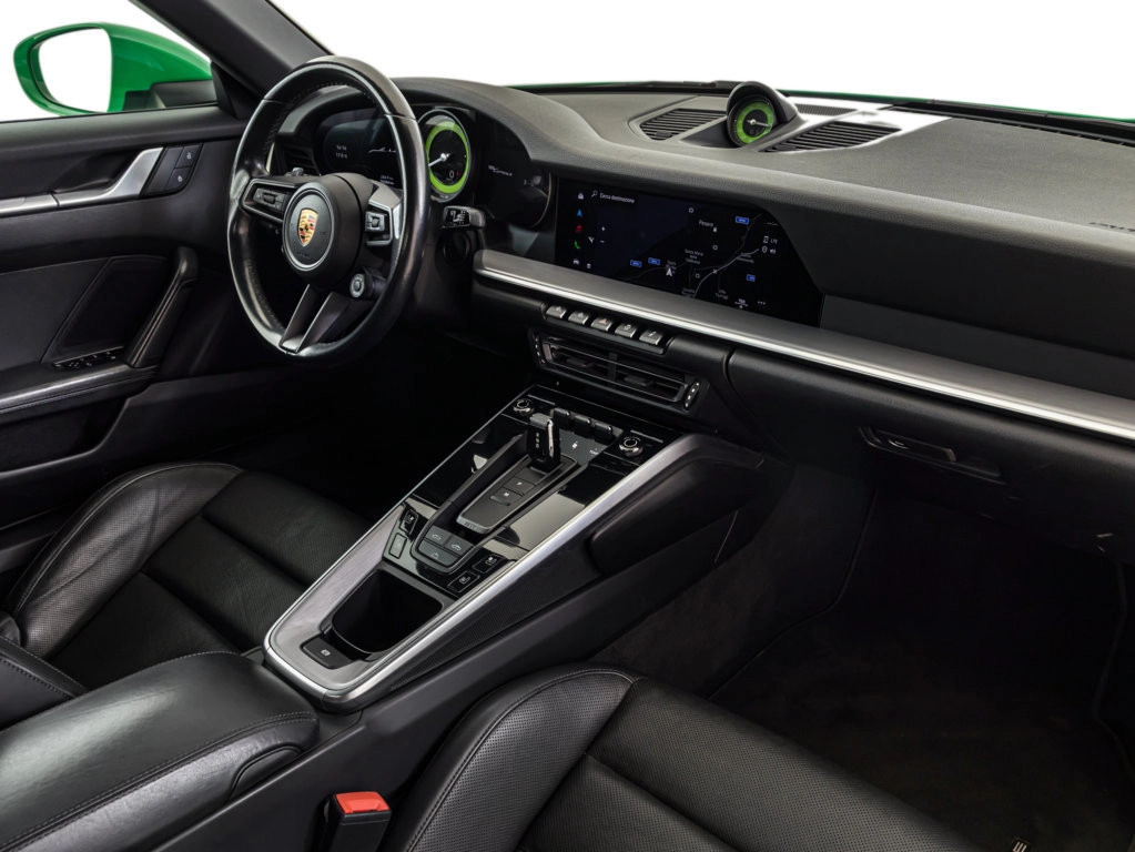 img-3 Porsche 911 Porsche U1280514