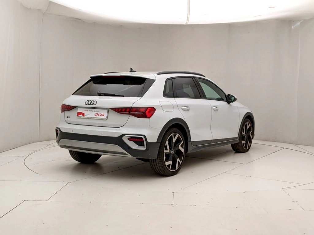 img-3 Audi A3 Audi N1245131