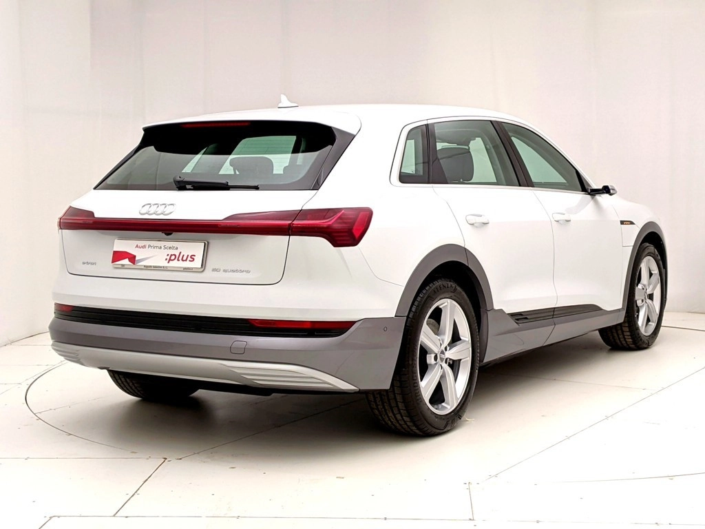 img-1 Audi e-tron Audi N1223730