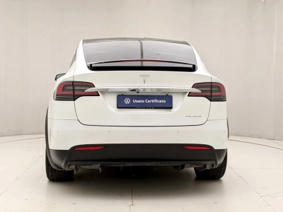 Tesla Model - U1280741 