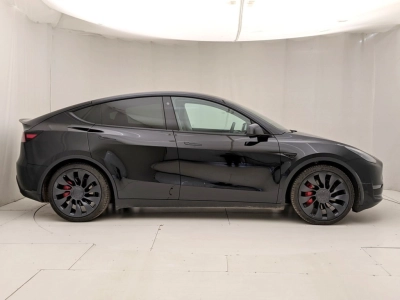 Tesla Model - U1282004 