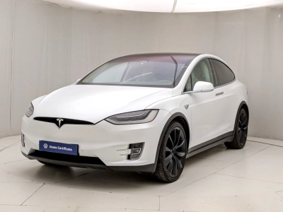 Tesla Model - U1280741 