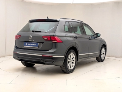 Volkswagen Tiguan - U1283390 