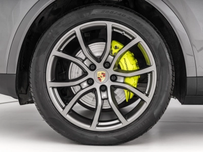 Porsche Cayenne - U1278932 