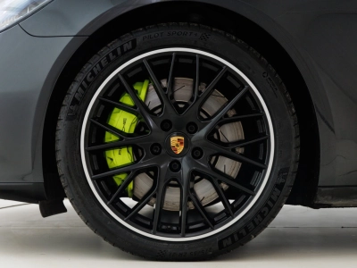 Porsche Panamera - U1280691 